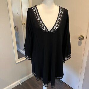 Liberty Garden Black lace bottom ponchu, Size Small